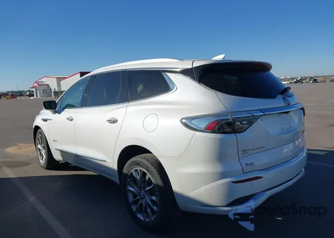 2023 Buick Enclave Avenir Awd z USA, uszkodzony, nr VIN 5GAEVCKW8PJ208384
